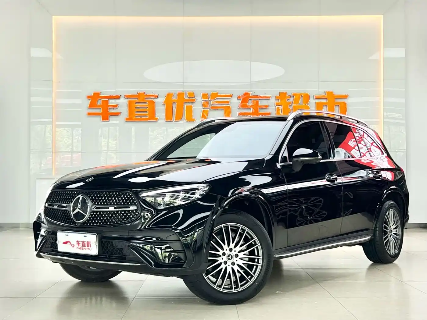 MERCEDES-BENZ GLC