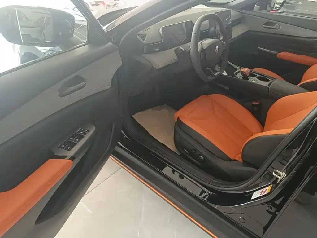 Changan UNI-V 2026 2025 2.0T Sport Version