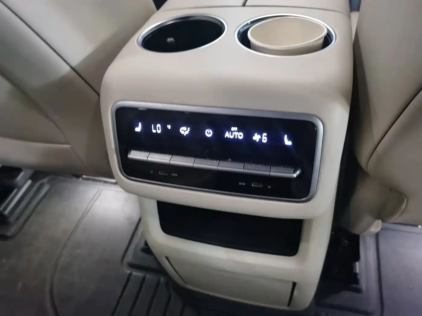Li Auto Li L8 2023 2023 Pro