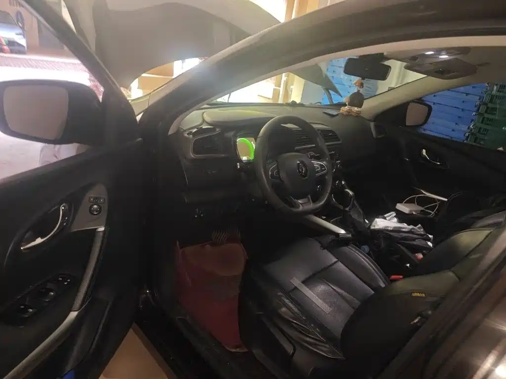 Renault Kadjar 2018 2017 2.0L 2WD Fashion Edition