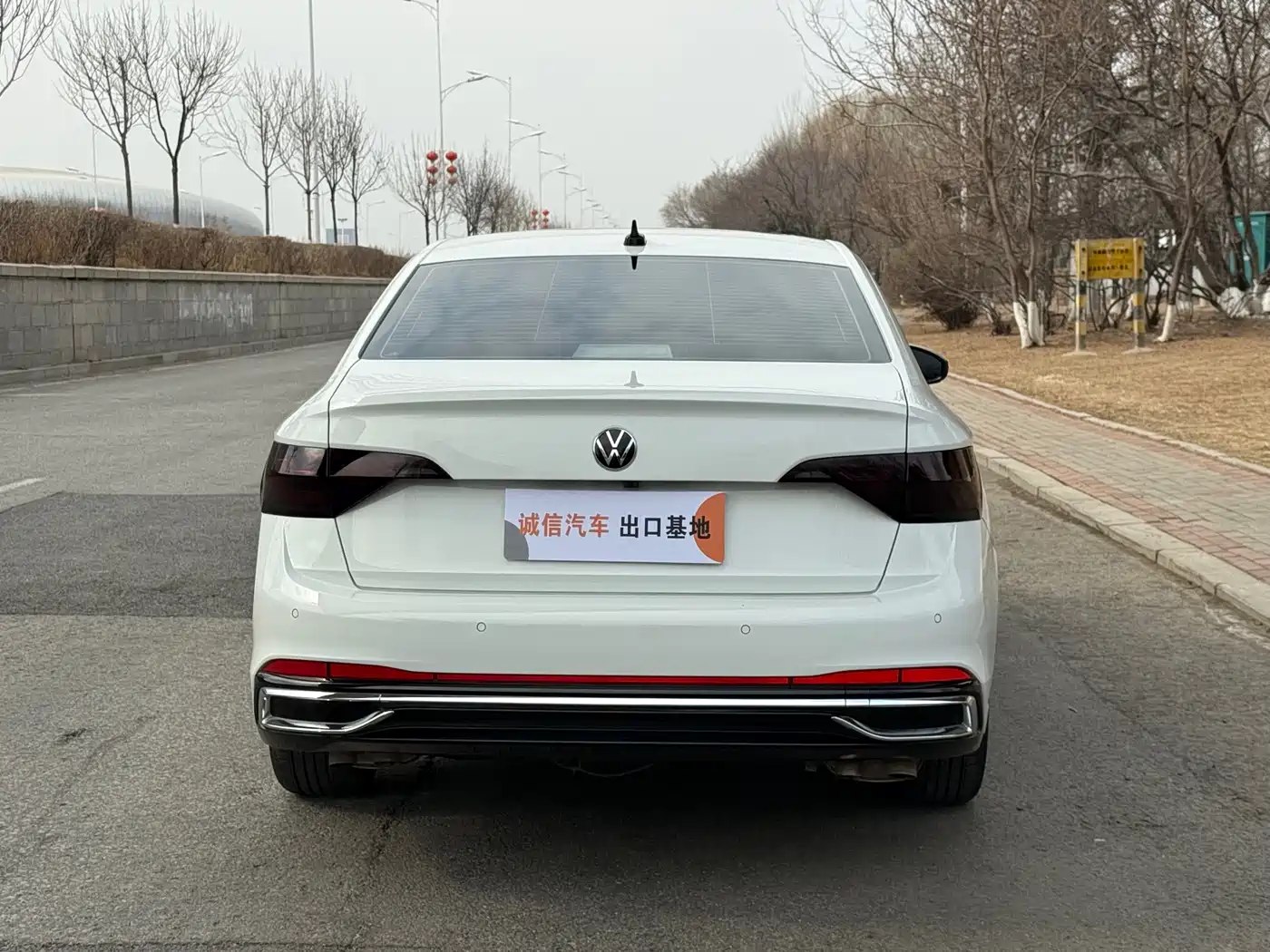 Volkswagen Sagitar 2023 Model Year 280TSI DSG Surpass Edition фото 7