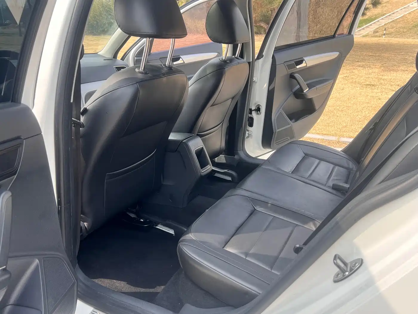 Volkswagen Lavida Tour 2013 1.4TSI Automatic Comfort фото 8