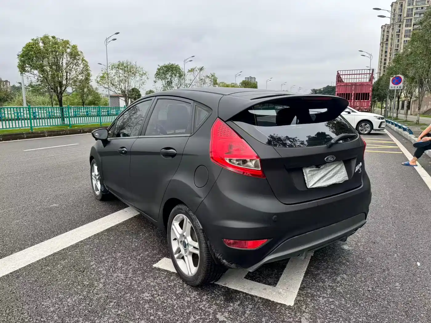 Ford Fiesta 2010 2009 Hatchback 1.5L Automatic Sport