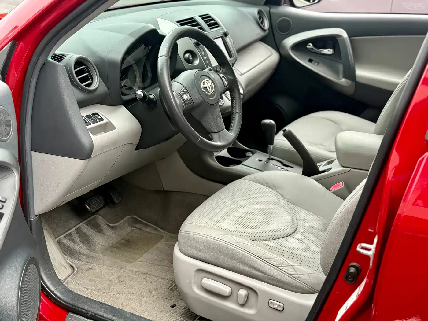 Toyota RAV4 Rongfang 2009 2.4L Automatic Luxury Navigation Edition фото 9