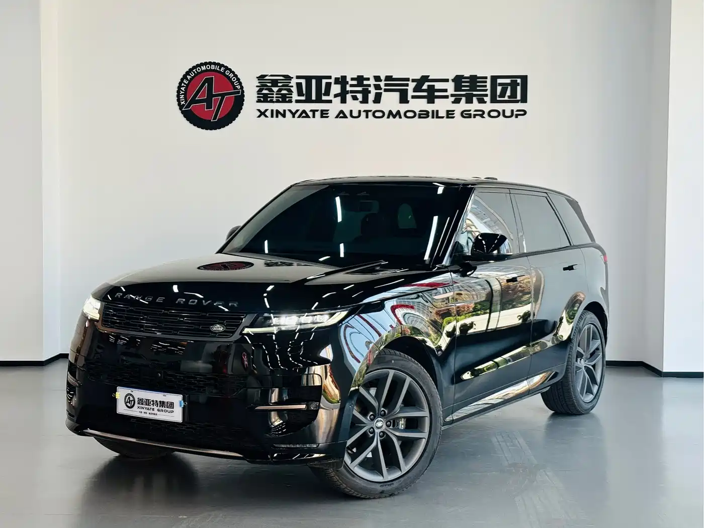 Land Rover Range Rover Sport 2024 400PS Dynamic SE фото 2
