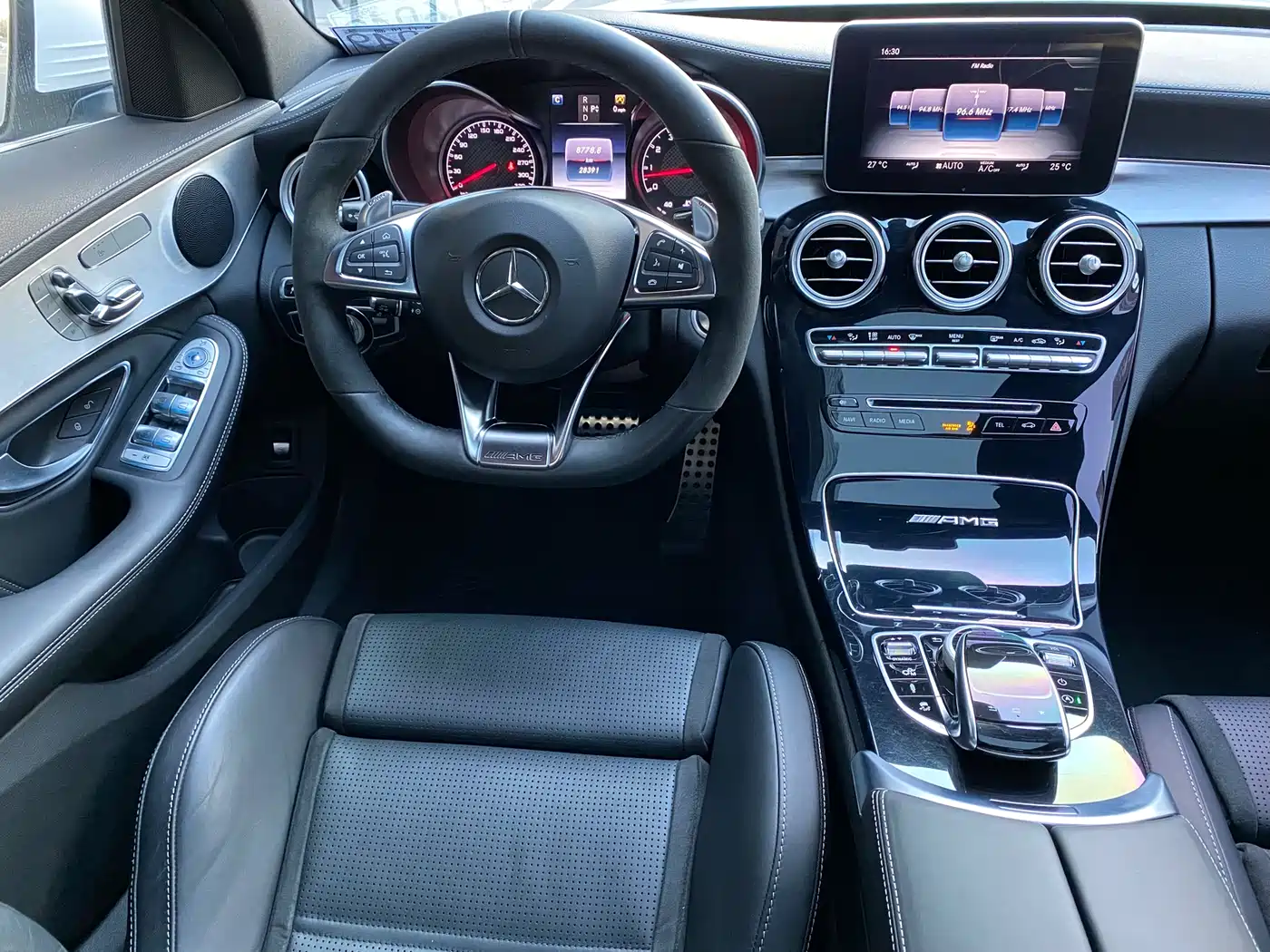 Mercedes-Benz C-Class AMG 2015 AMG C 63 фото 12