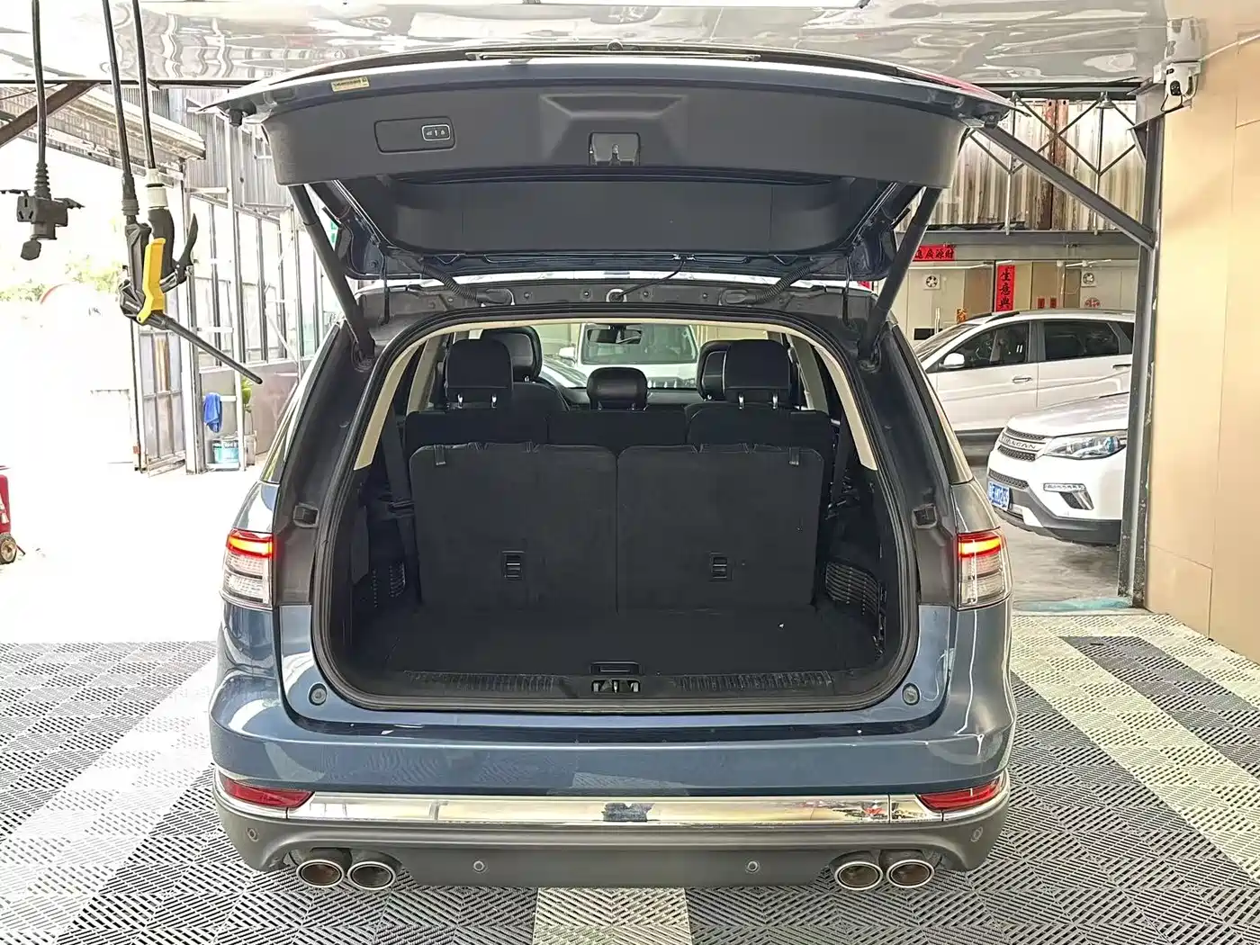Lincoln Aviator (Import) 2020 3.0T V6 AWD Premium Luxury Edition фото 7