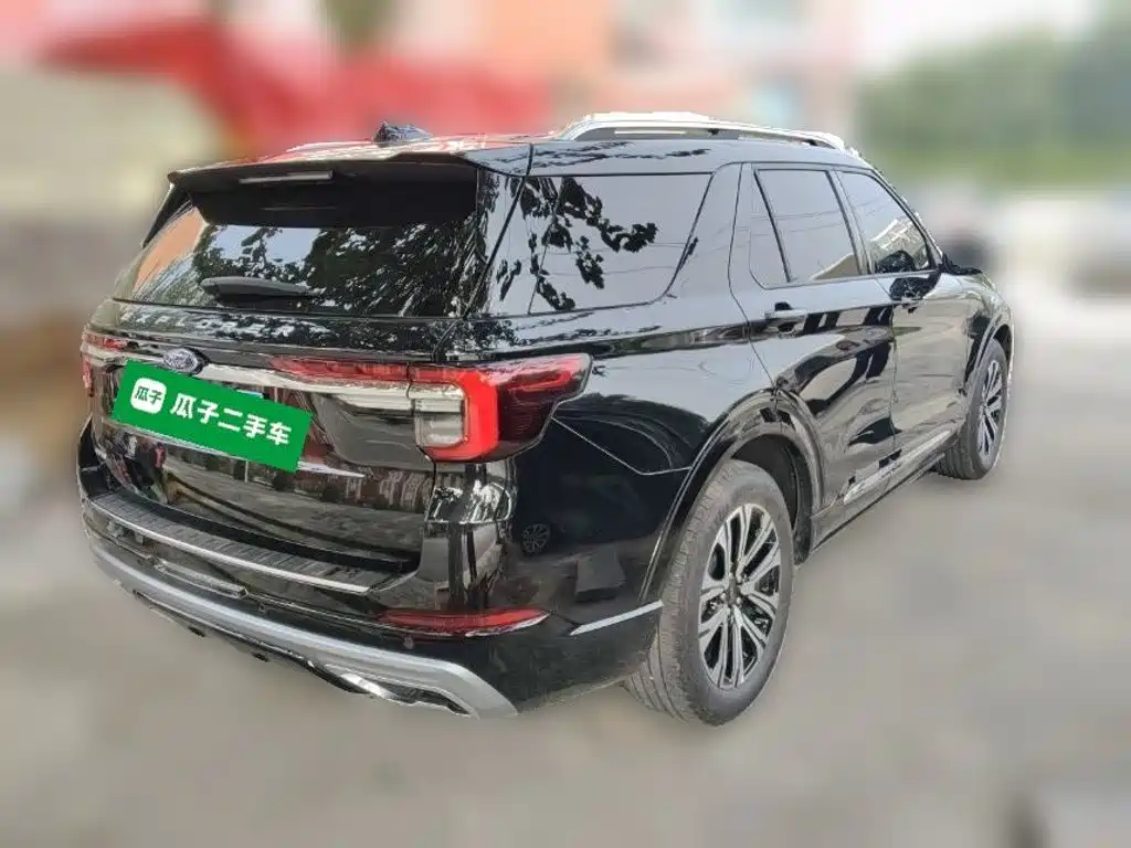 Ford Explorer 2025 2024 2.3T EcoBoost AWD Titanium Edition 6-Seater
