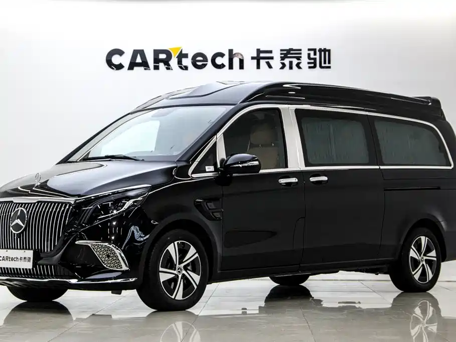 Mercedes-Benz Vito 2024 2.0T Business 7-Seater фото 7