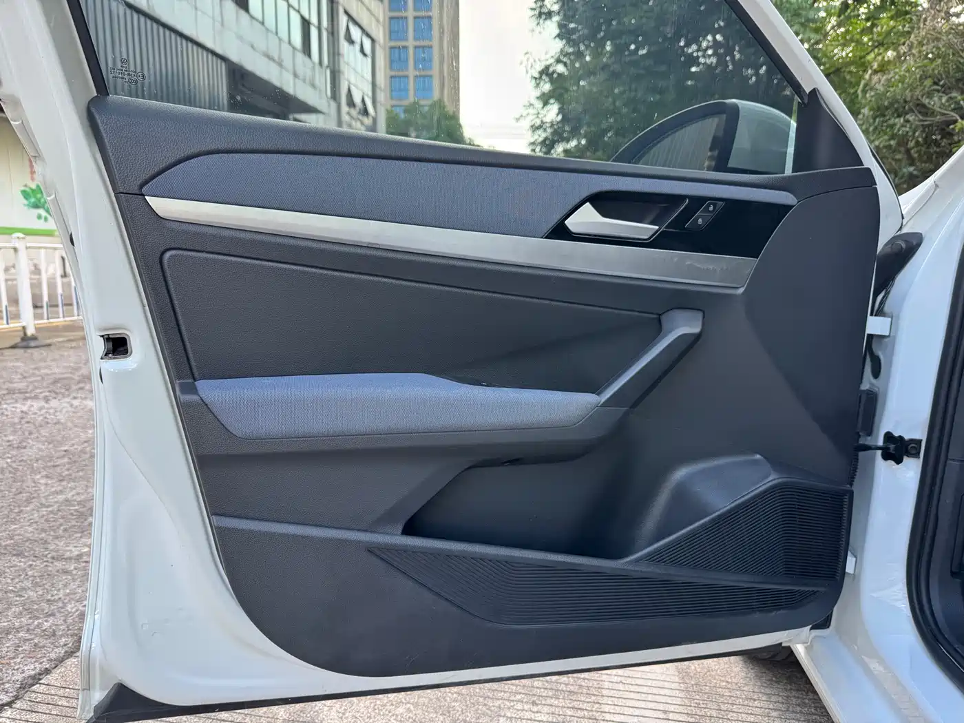 Volkswagen Lavida 2024 Model 1.5L Automatic Full Comfort Edition фото 7