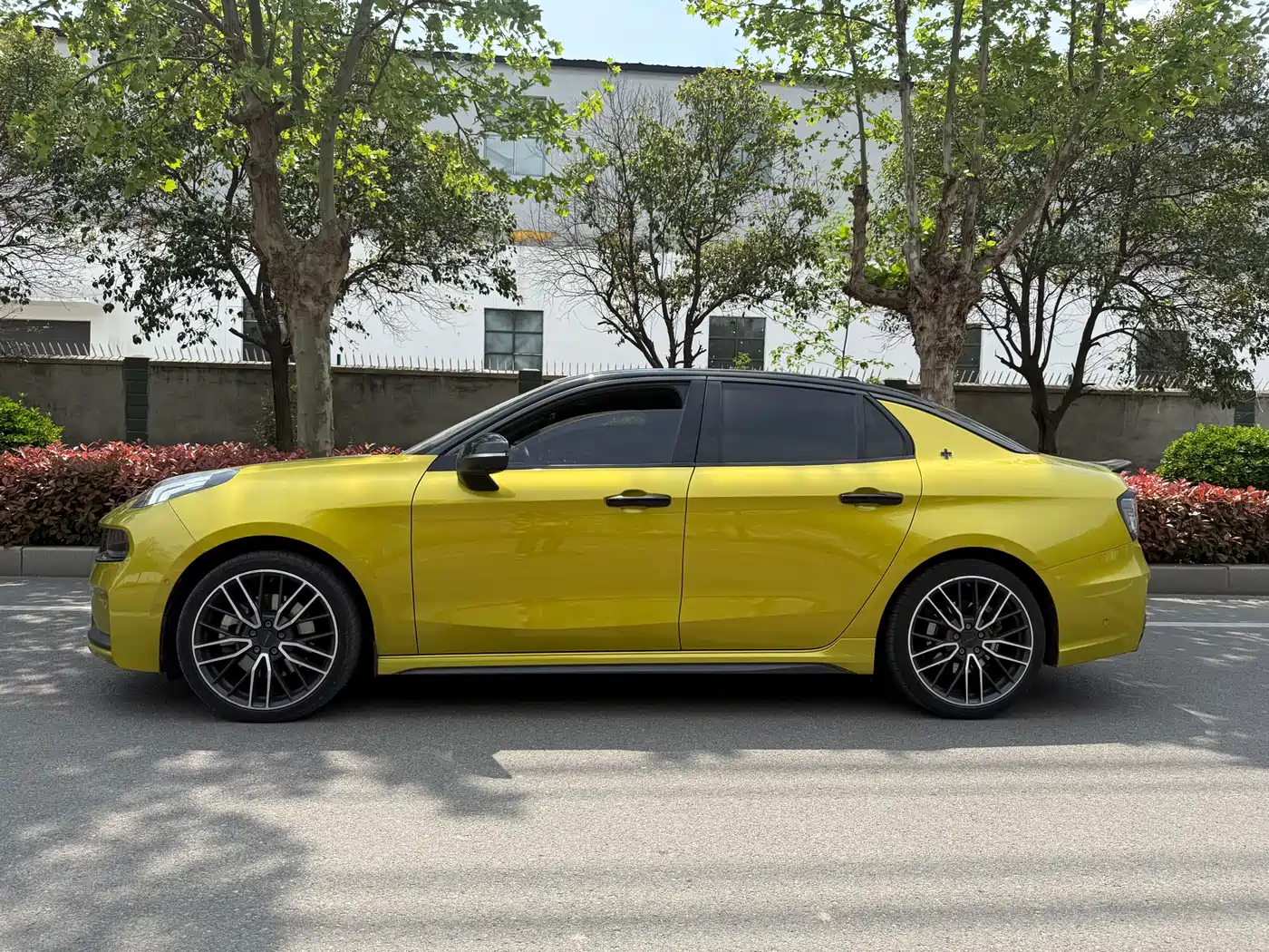 Lynk & Co 03 2022 03+ 2.0TD Auto Wind Rider Edition фото 7
