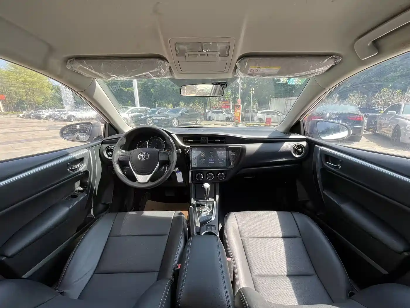 Toyota Corolla 2017 Facelift 1.2T S-CVT GL фото 13