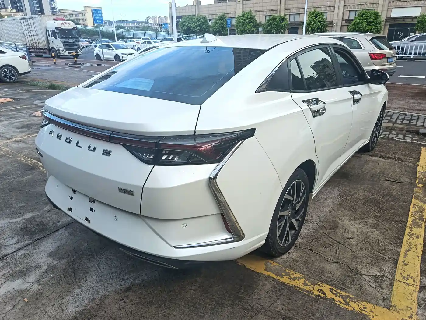 Dongfeng Aeolus Yixuan 2020 2020 230T Automatic Dazzle Edition