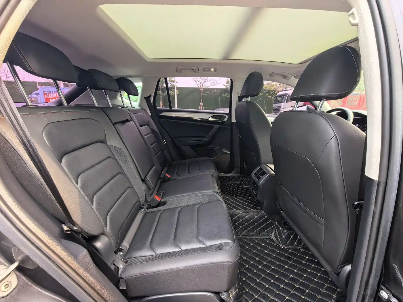 Volkswagen Tayron 2019 330TSI 2WD Luxury China VI фото 8