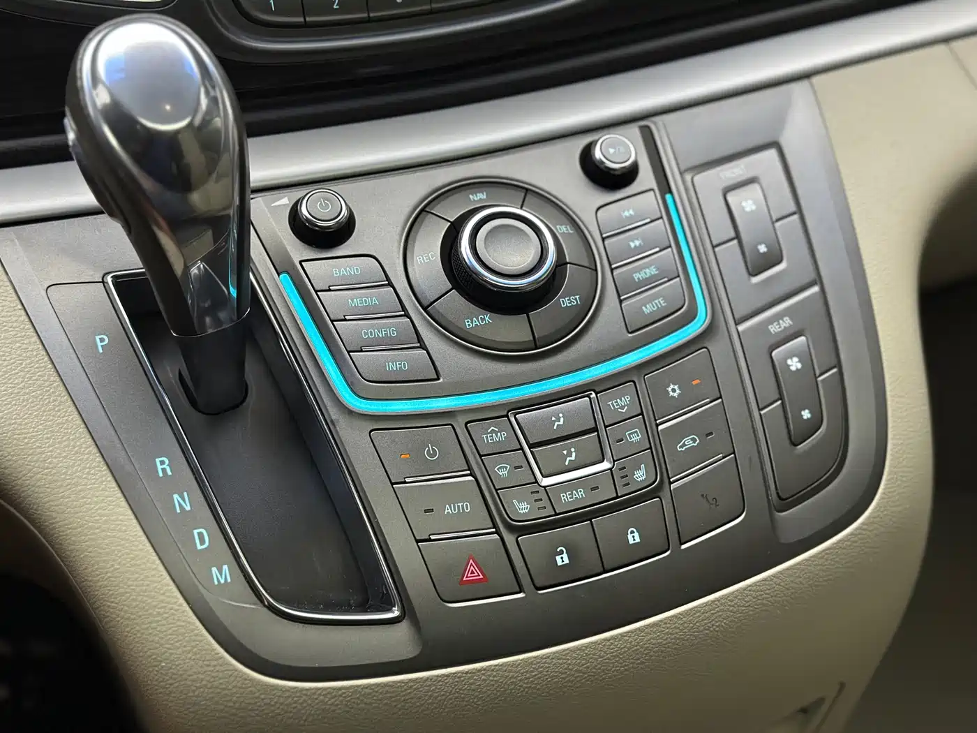 Buick GL8 2011 2011 3.0L XT Luxury Business Flagship