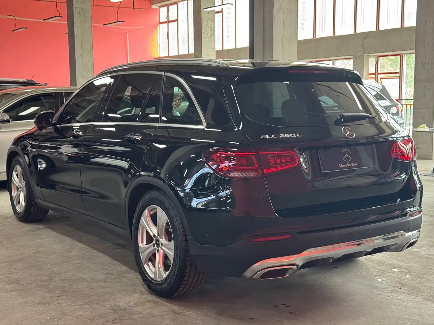 Mercedes-Benz GLC 2020 Facelift GLC 260 L 4MATIC Dynamic фото 7