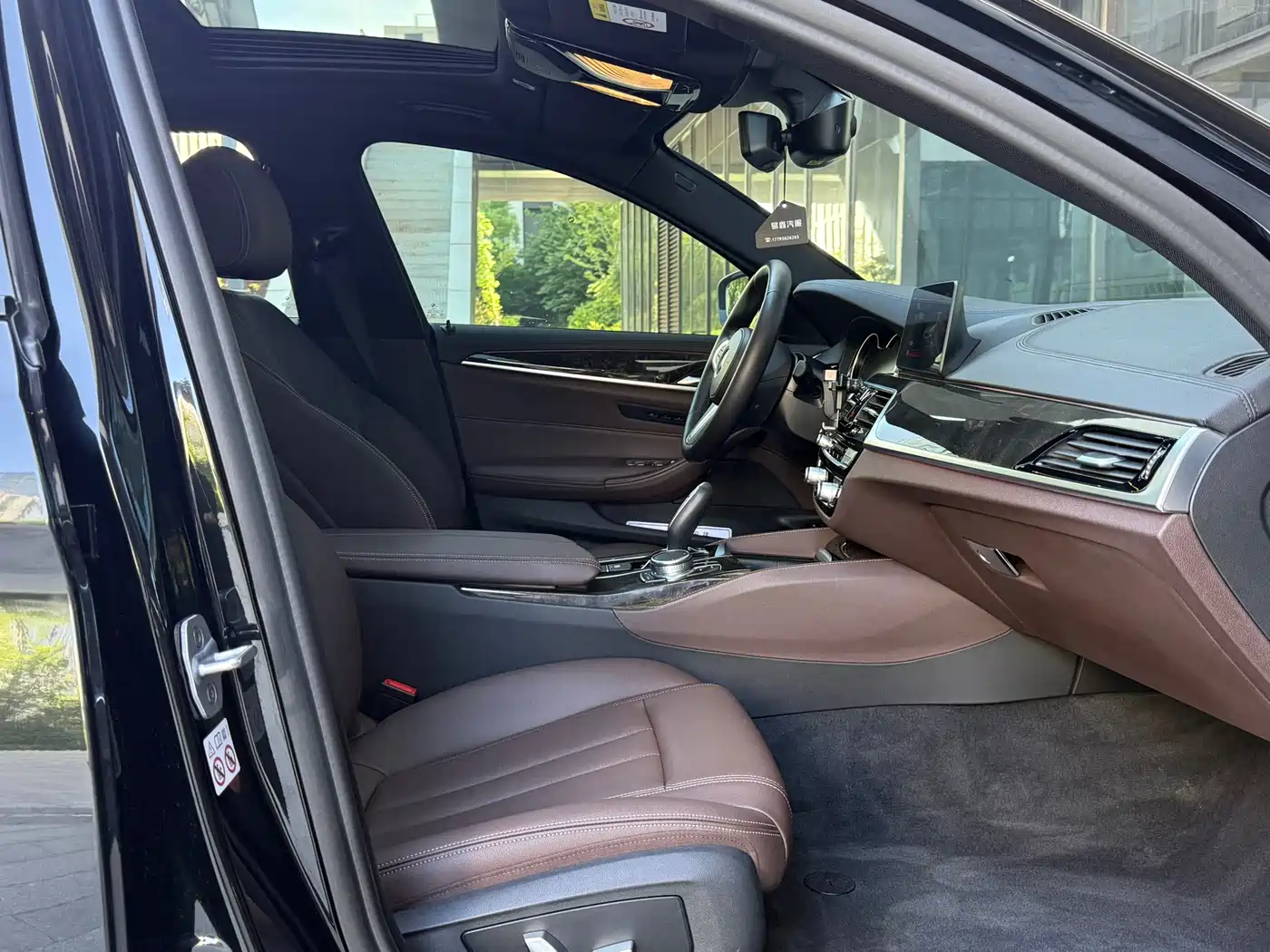 BMW 5 Series 2018 525Li M Sport Package фото 5