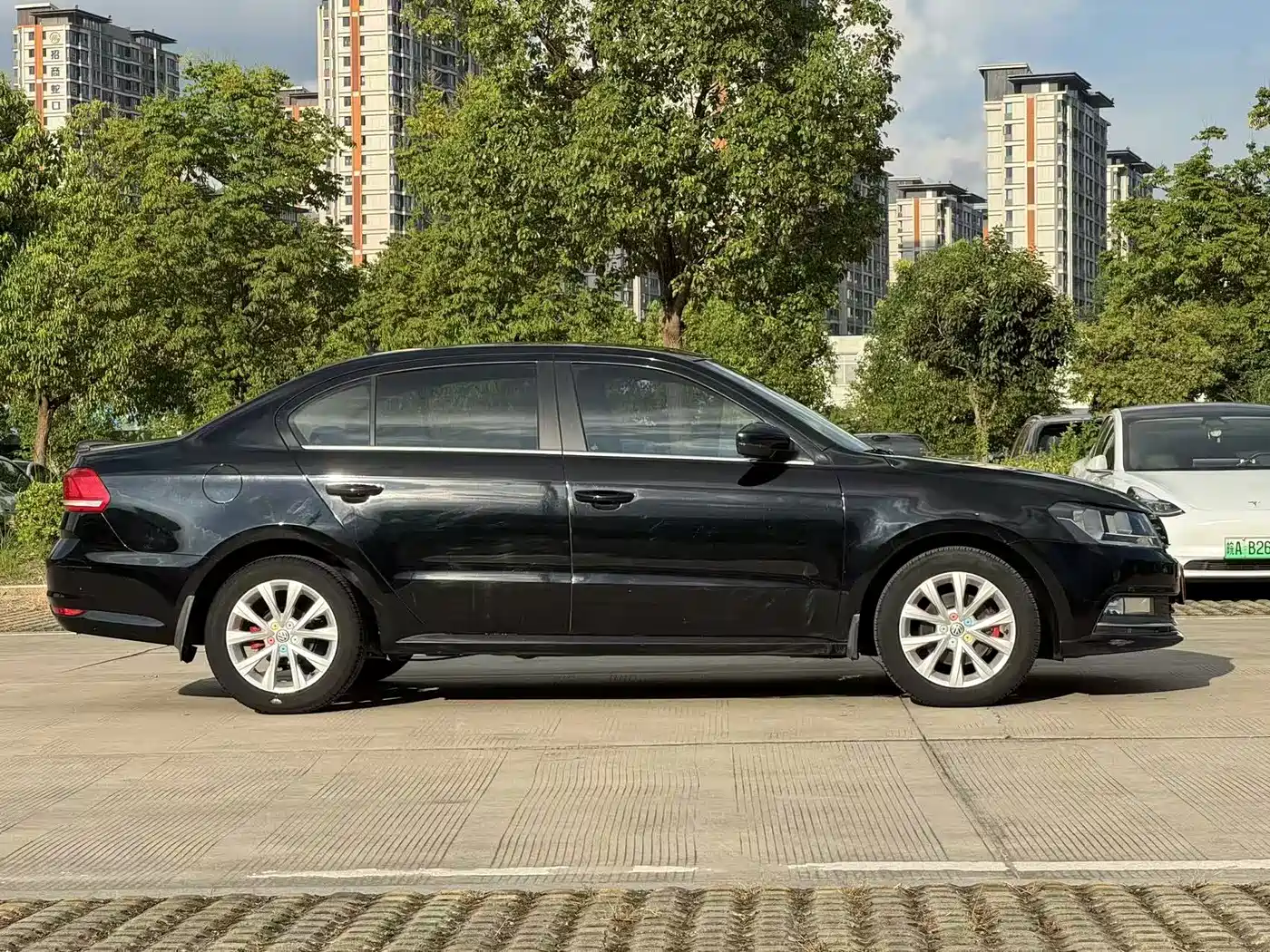 Фото 3 - Volkswagen Lavida