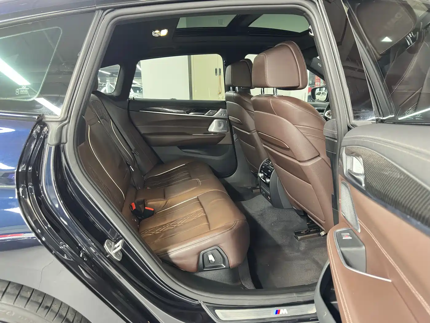 BMW 6 Series GT 2022 Model 630i M Sport Grand Tourer Edition фото 23