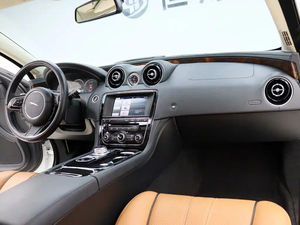 Jaguar XJ 2014 2014 XJL 3.0 SC 2WD Premium Business Edition