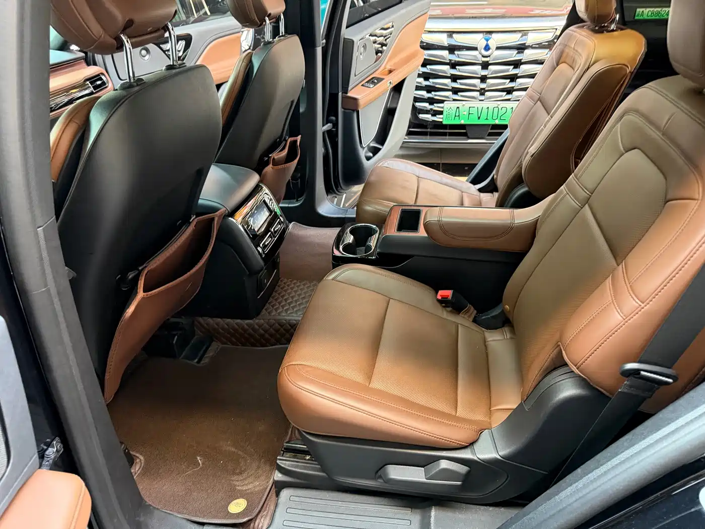 Lincoln Aviator, миниатюра 11