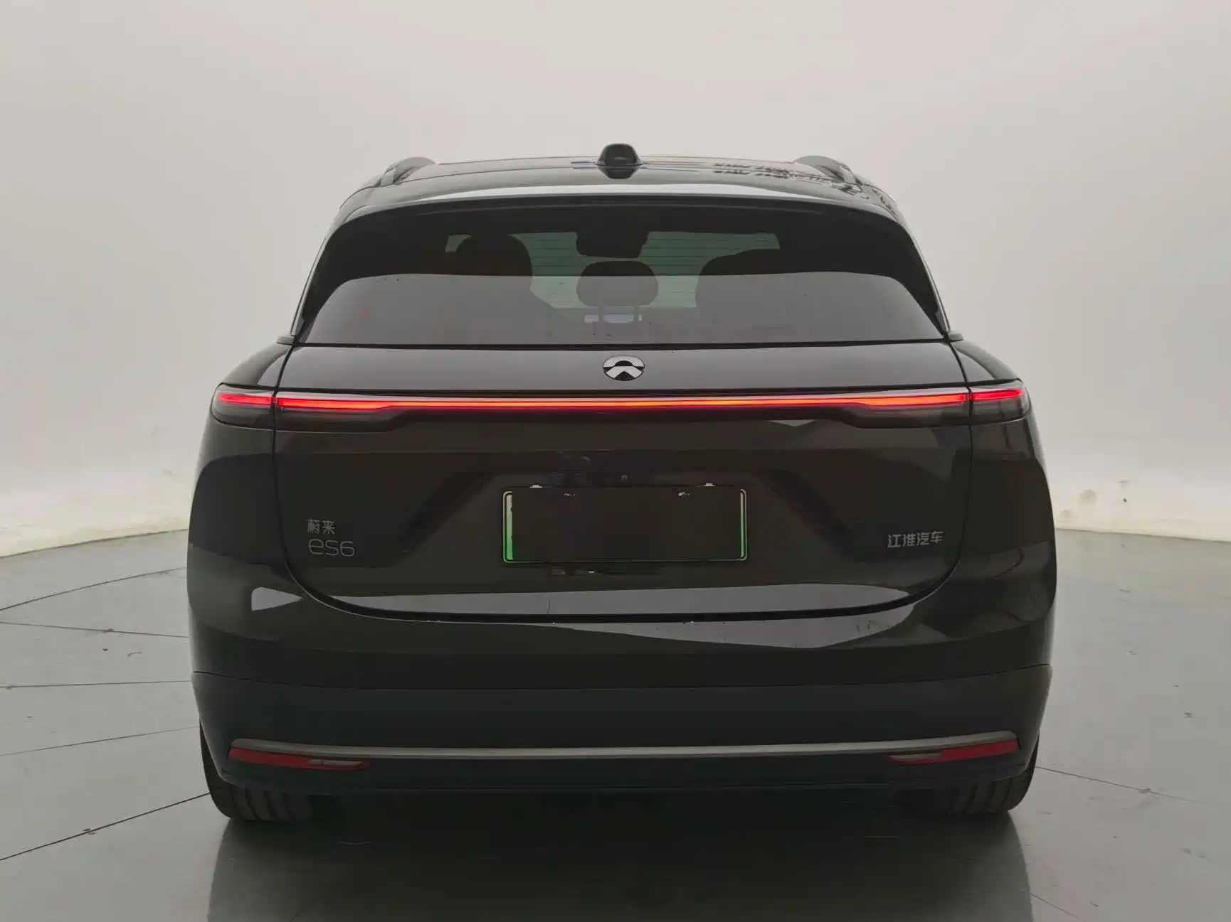 Фото 4 - NIO ES6