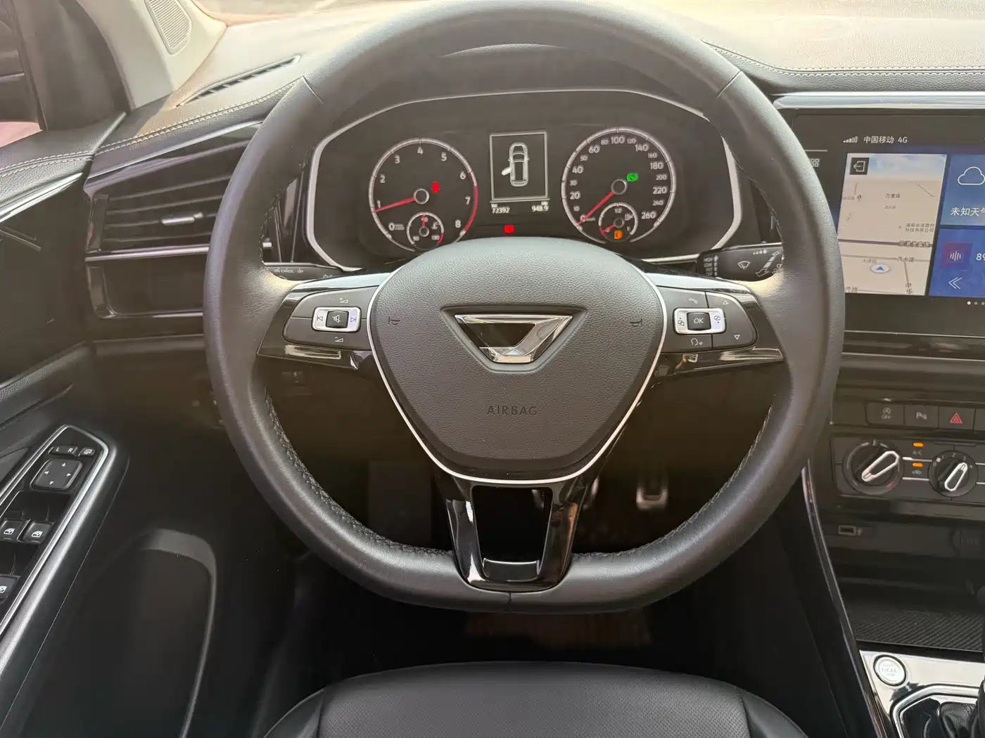 Photo 10 - Jetta VS7