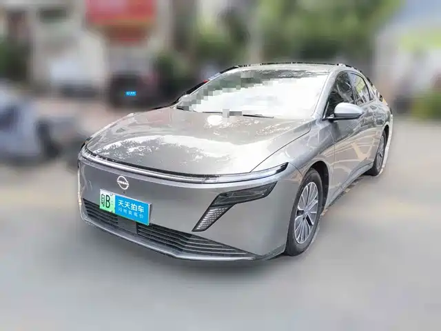  Nissan Nissan N6 2025 Mid Configuration