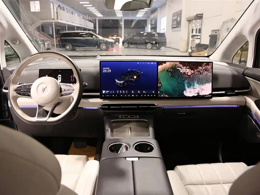 Voyah Auto Voyah Dreamer 2025 PHEV AWD Flagship Kunpeng Edition фото 14
