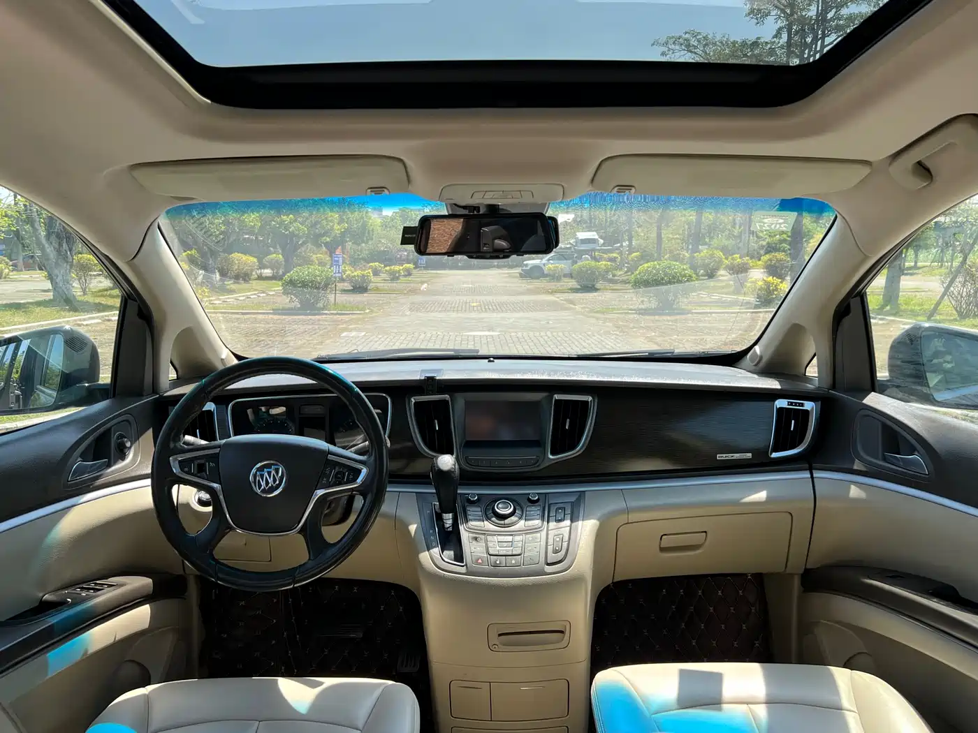 Buick GL8 2013 2.4L CT Luxury Business Comfort Edition фото 13