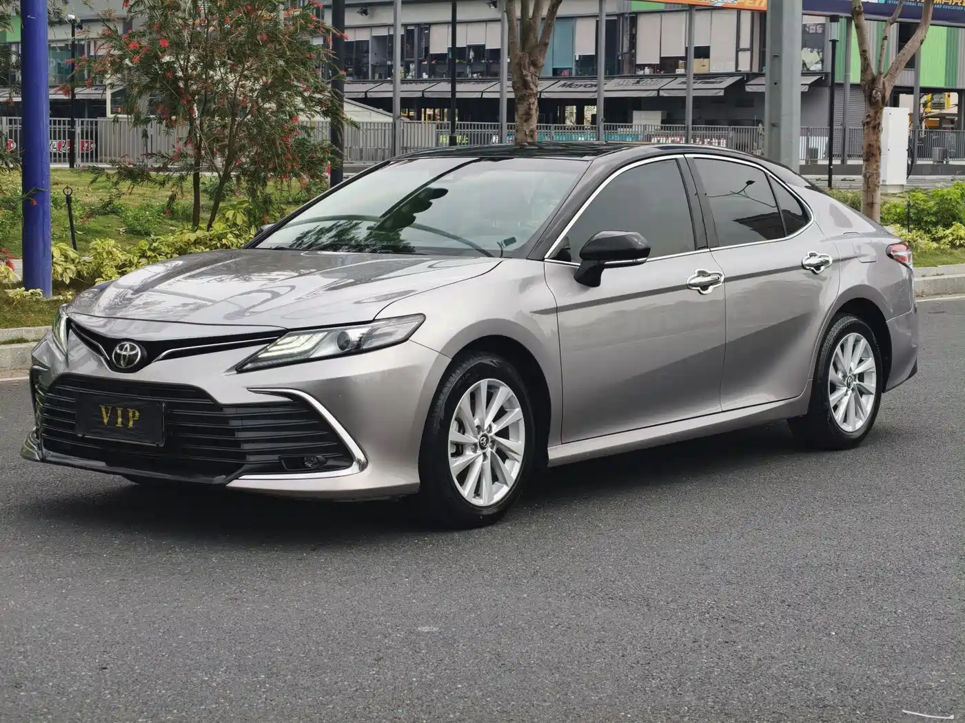 Toyota Camry 2021 2.0G Luxury Edition