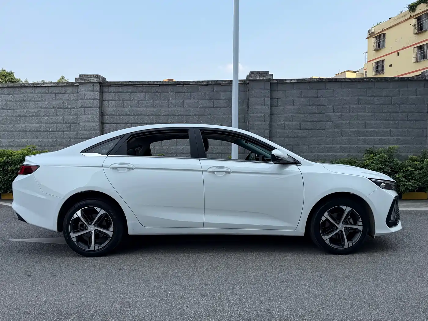 GEELY AUTOMOBILE EMGRAND L