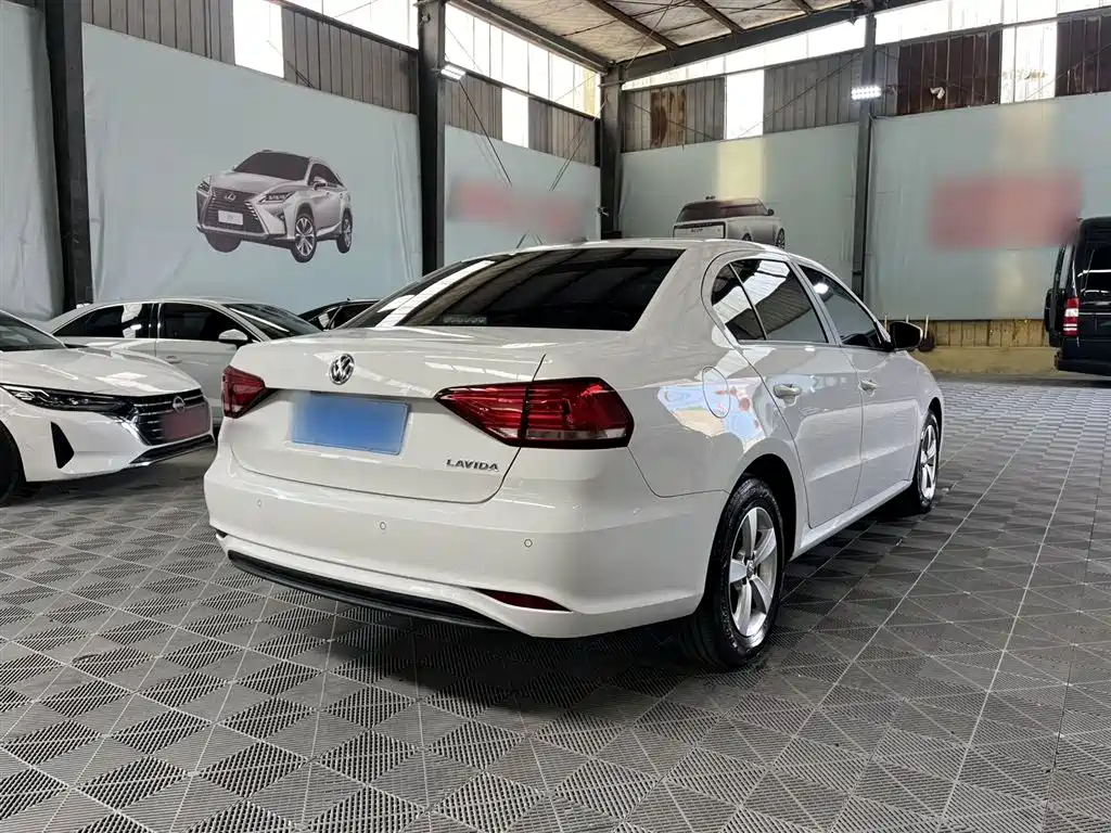 Volkswagen Lavida 2019 Lavida Start 1.5L Auto Trend (China VI) фото 13