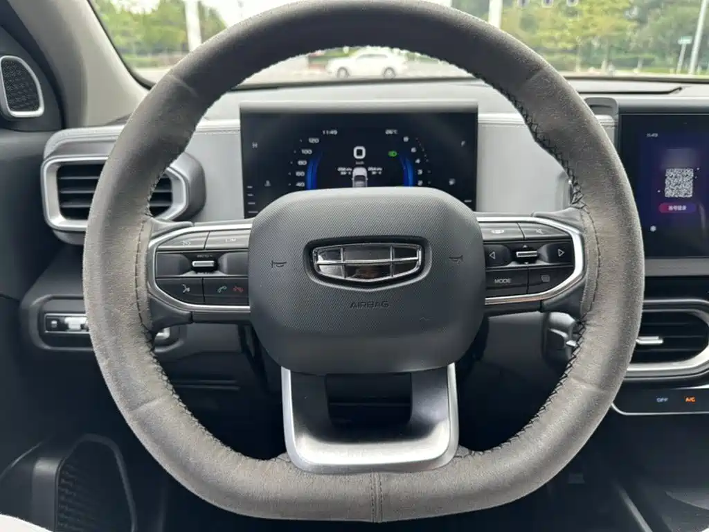 Фото 13 - Geely ICON