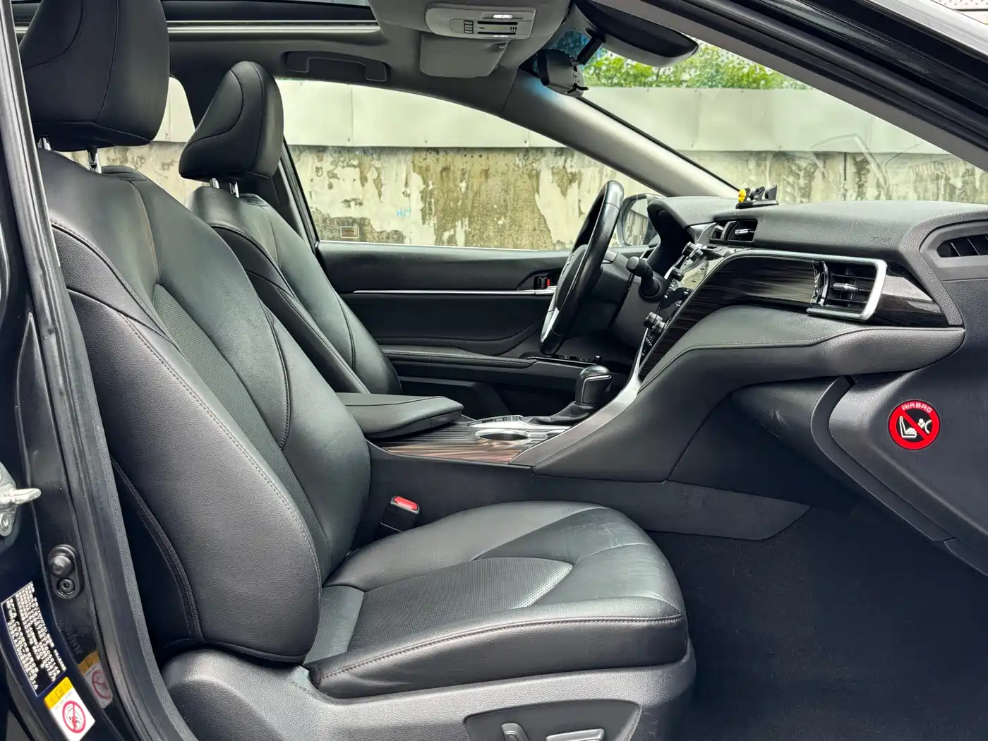 Toyota Camry 2018 2.5G Luxury Edition фото 10