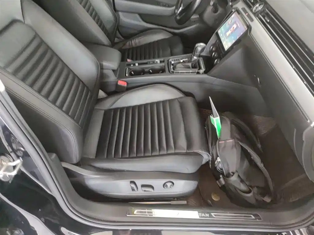 Volkswagen Magotan 2018 330TSI DSG Leading фото 25