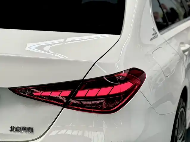 Mercedes-Benz C-Class 2024 C 200 L Sport Edition — фото 4
