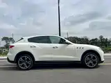 Фото 4 - Maserati Levante