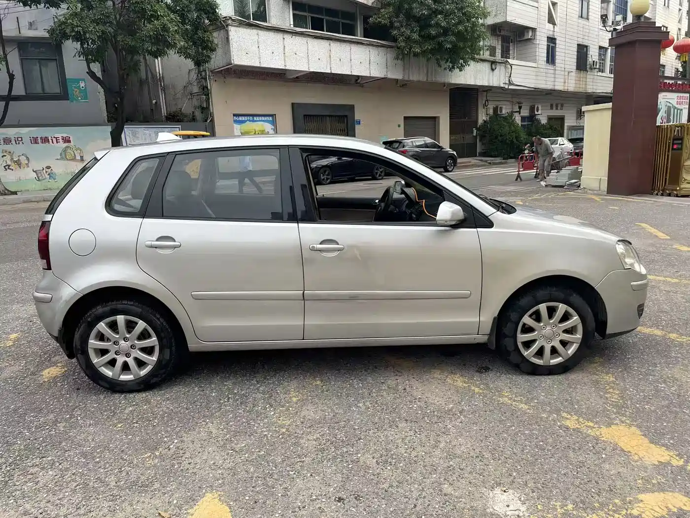 Volkswagen Polo 2009 Jingqing 1.4L Automatic Comfort Edition фото 4