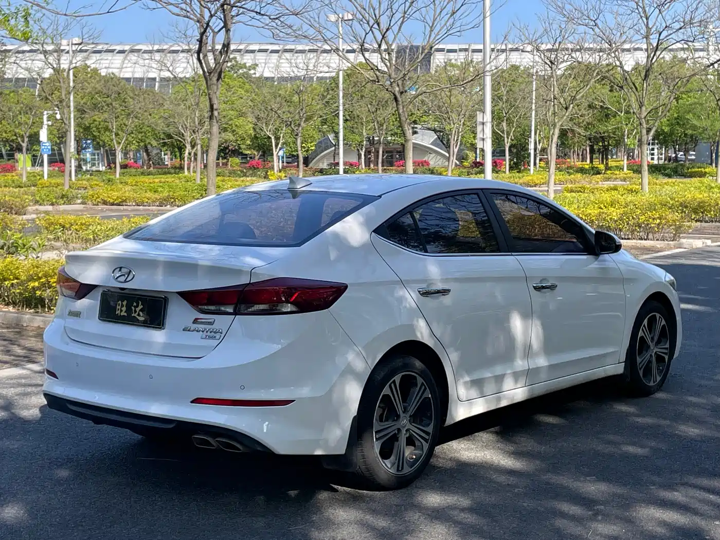 Hyundai Elantra 2018 1.4T DCT Dynamic·Vitality Model фото 8
