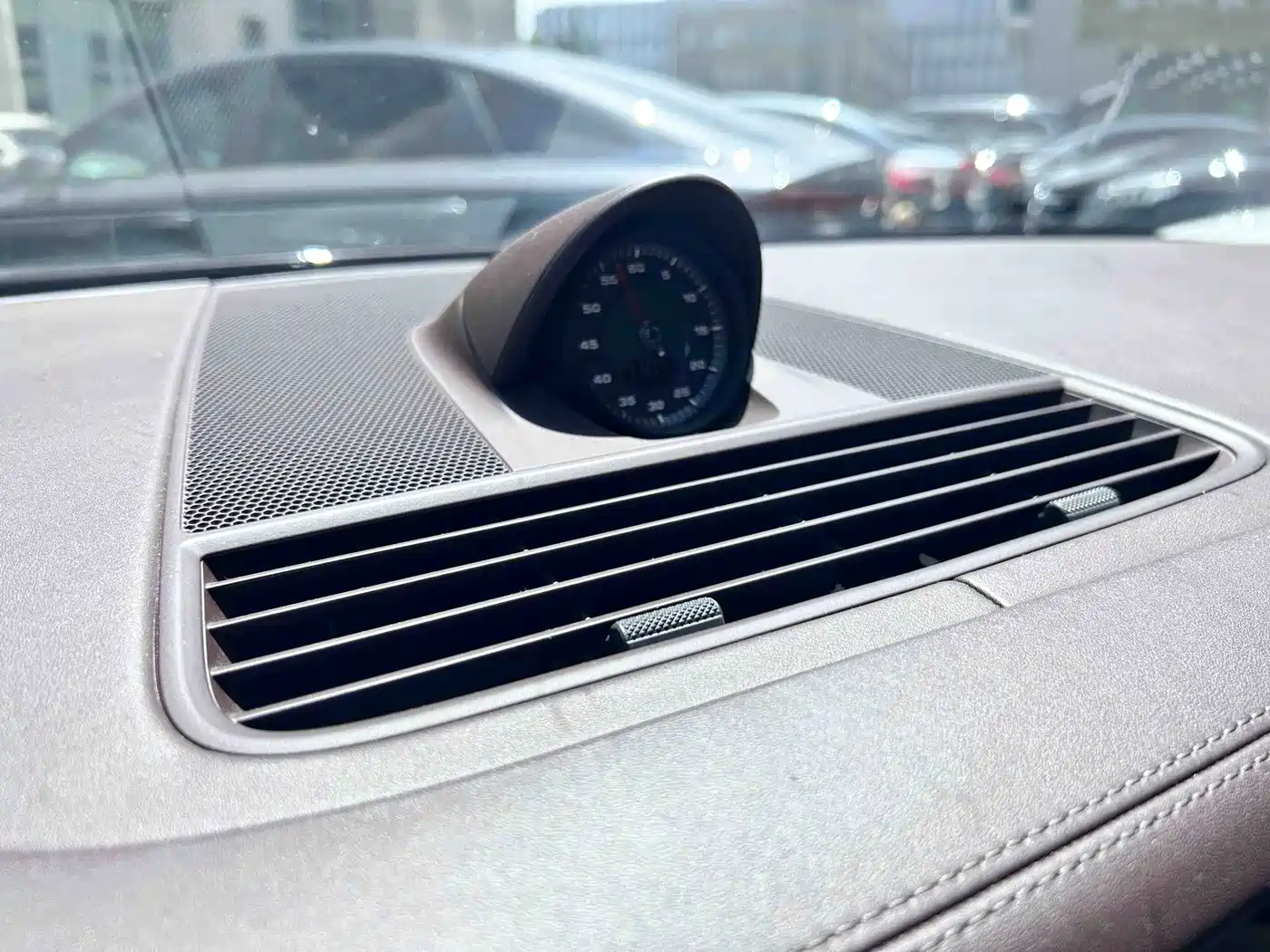 Photo 14 - Porsche Panamera