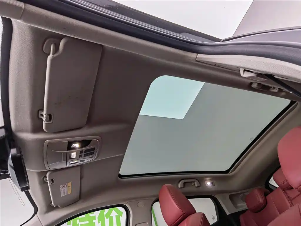 WEI PAI WEI BRAND VV5