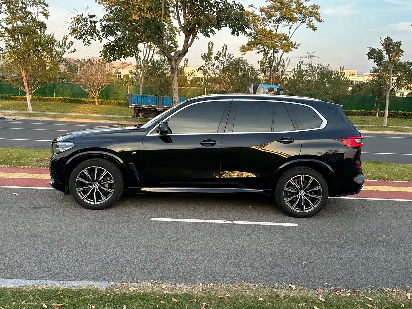 BMW X5 (Import) 2021 xDrive30i M Sport Package фото 11