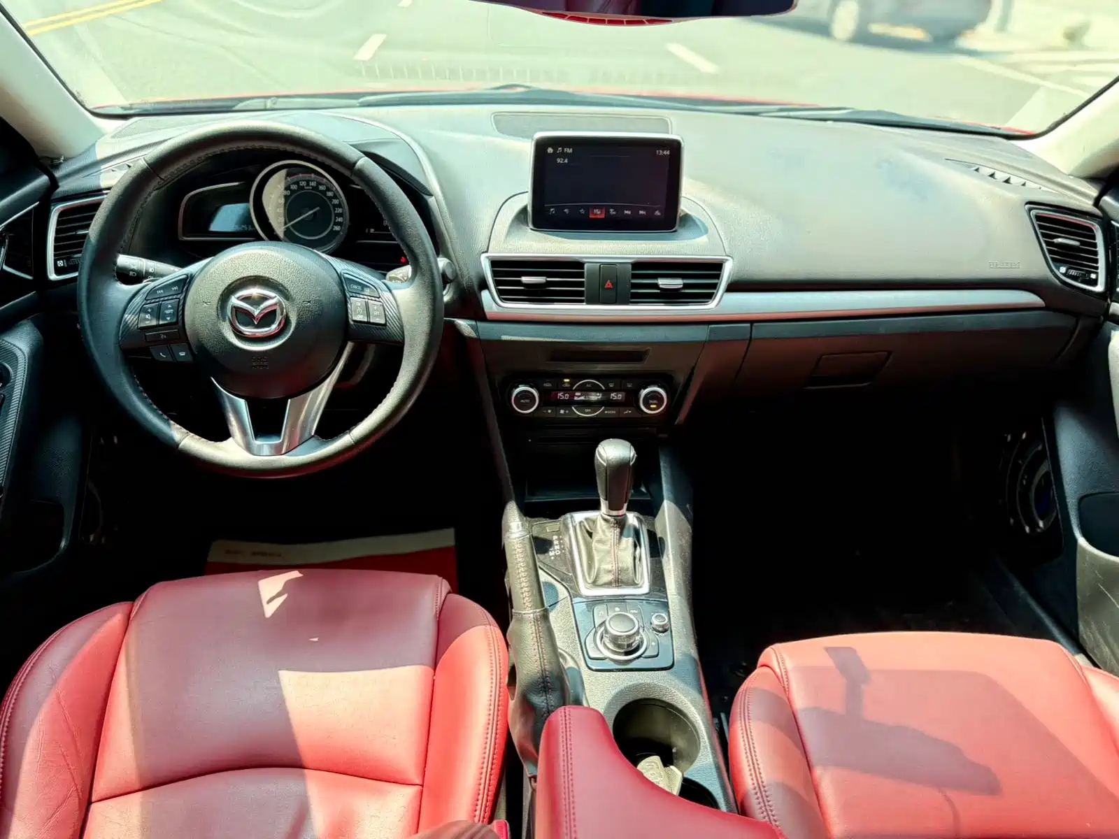 Фото 8 - Mazda Mazda 3