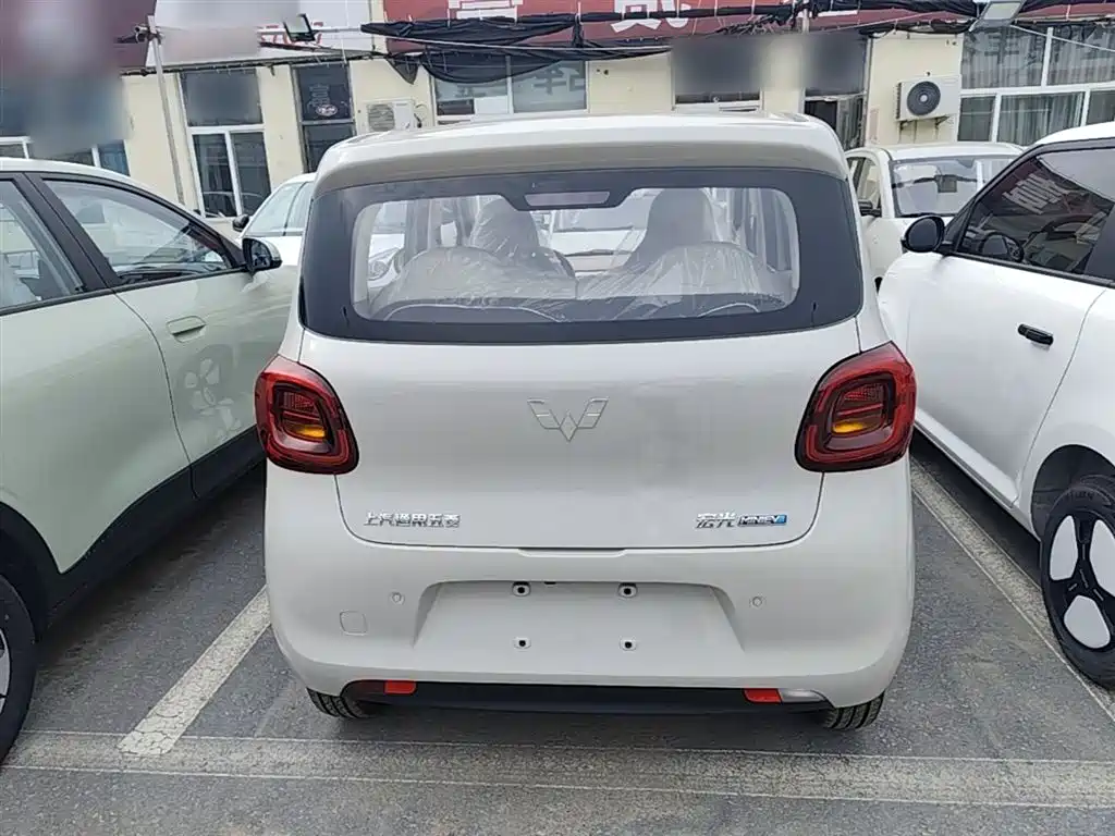 Wuling Motors Hongguang MINIEV 2026 2025 4-Door Advanced