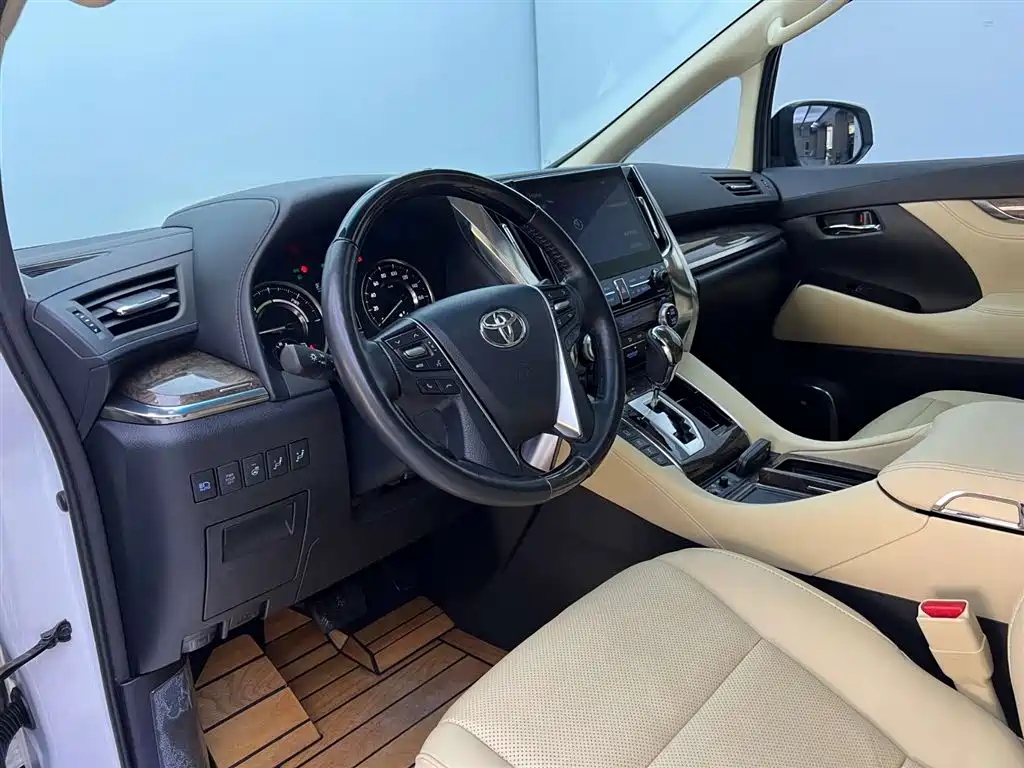 Toyota Alphard 2021 Hybrid 2.5L Premium 21