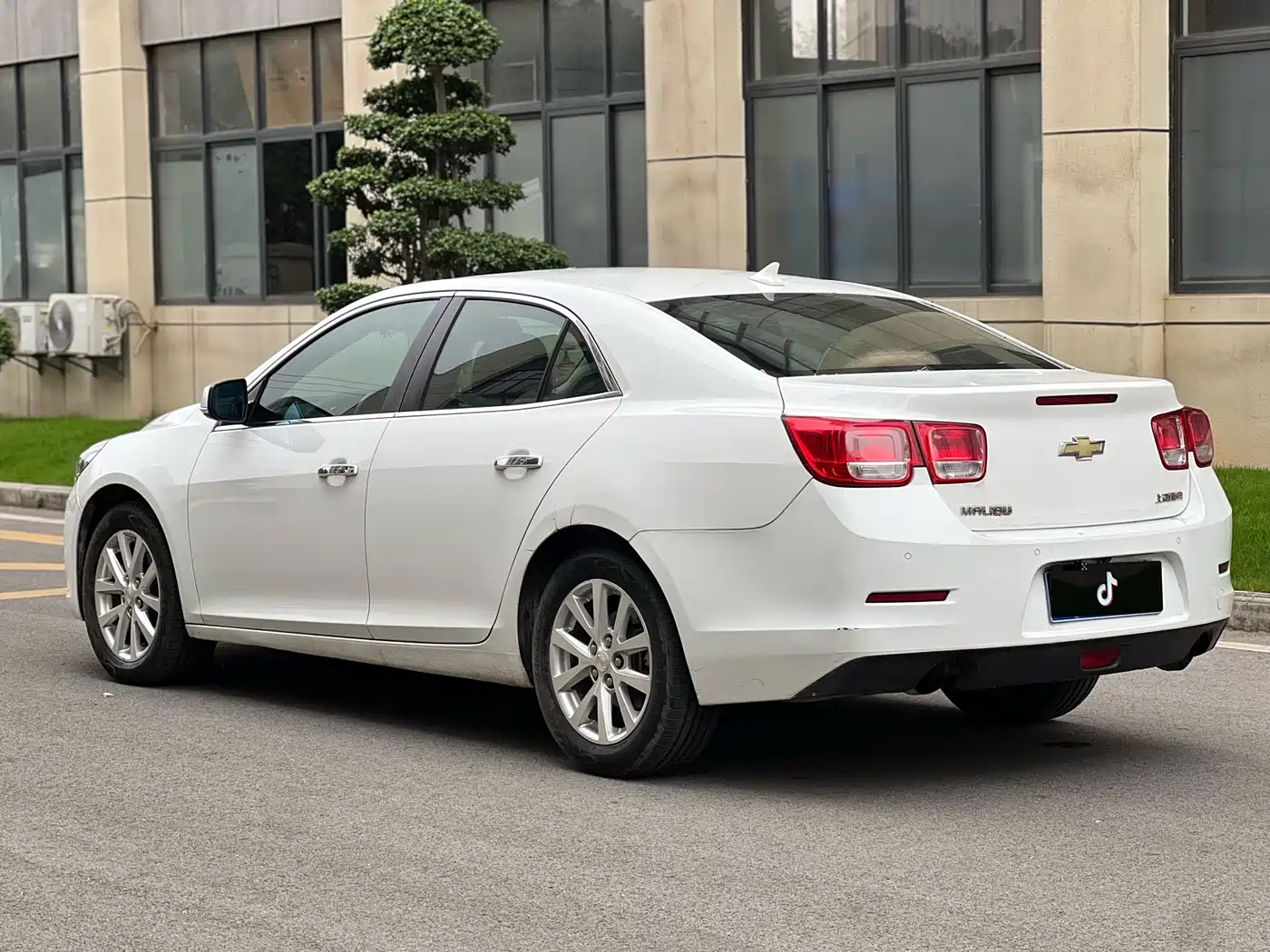Chevrolet Malibu 2013 2.4L Automatic Flagship Edition фото 6