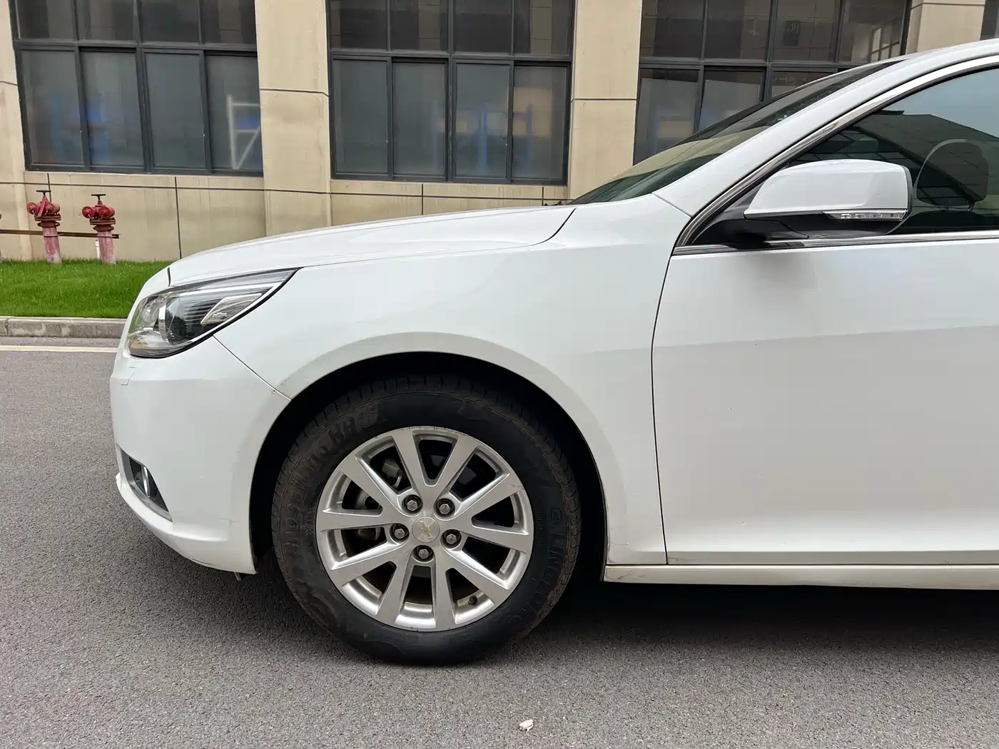 Chevrolet Malibu 2013 2.4L Automatic Flagship Edition фото 4
