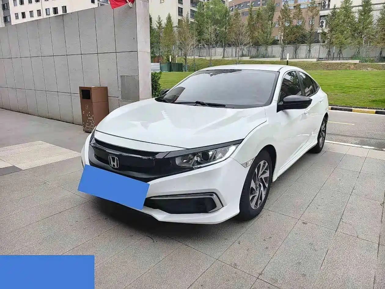 Фото 1 - Honda Civic