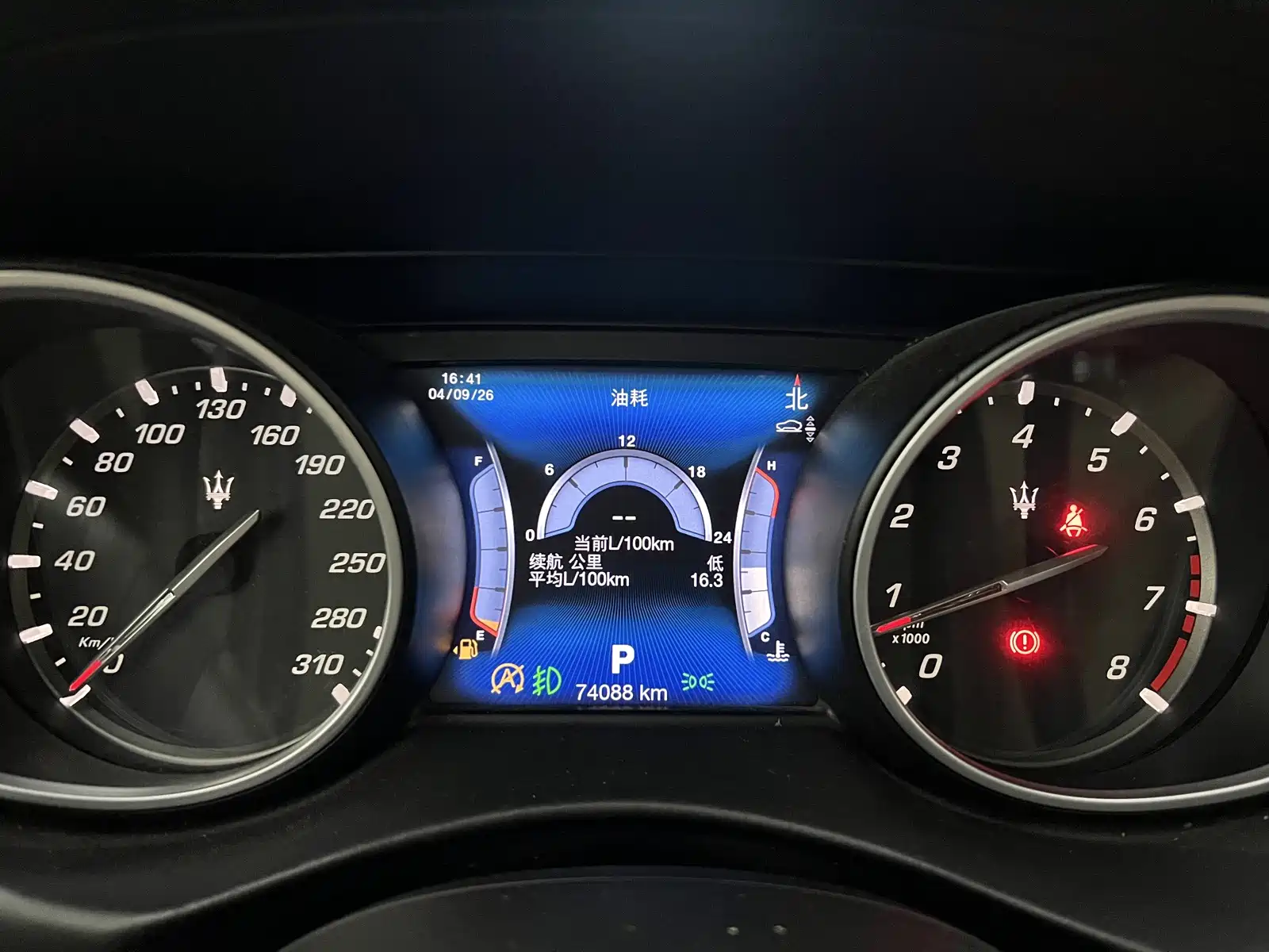 Фото 7 - Maserati Levante